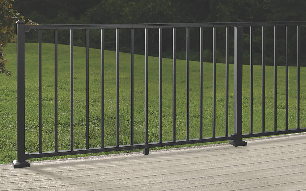 Trex Signature Railing Panels (square baluster)