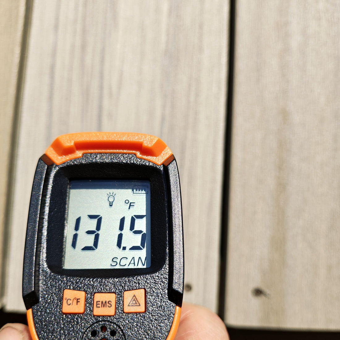 What makes deck boards get hot?