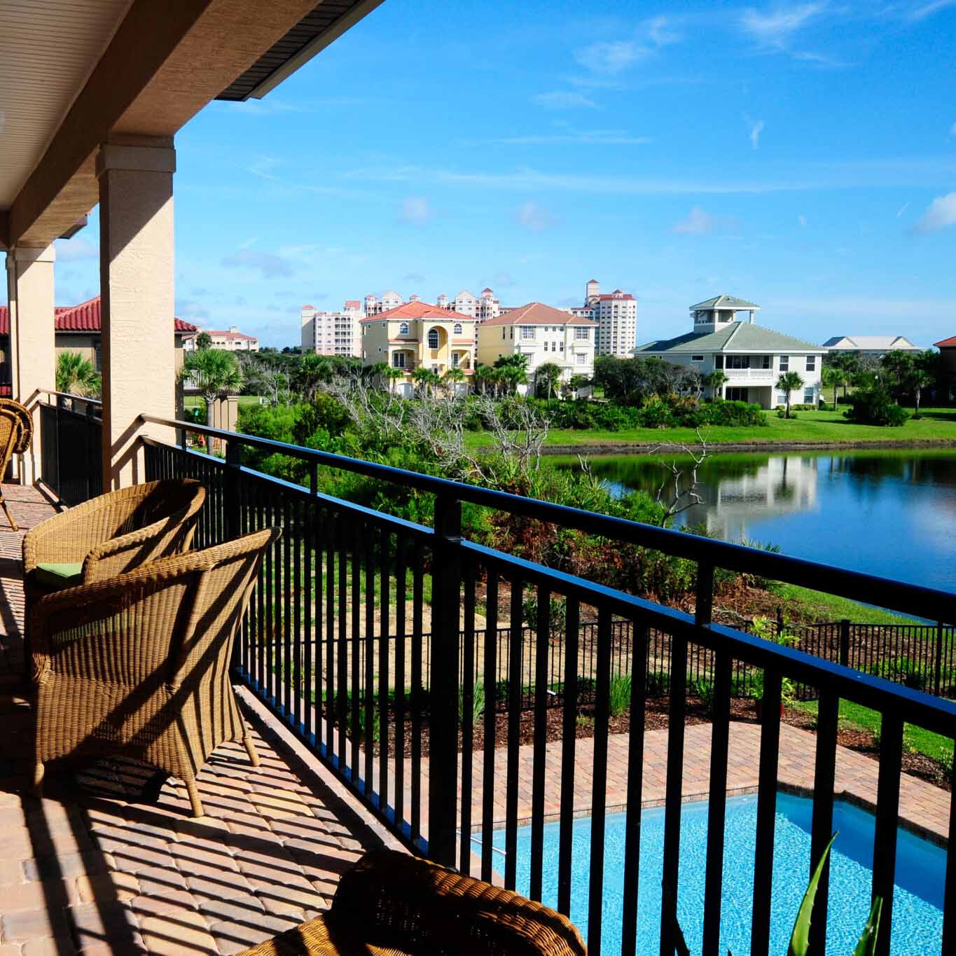 Westbury C30 Riviera Level Railing Panel